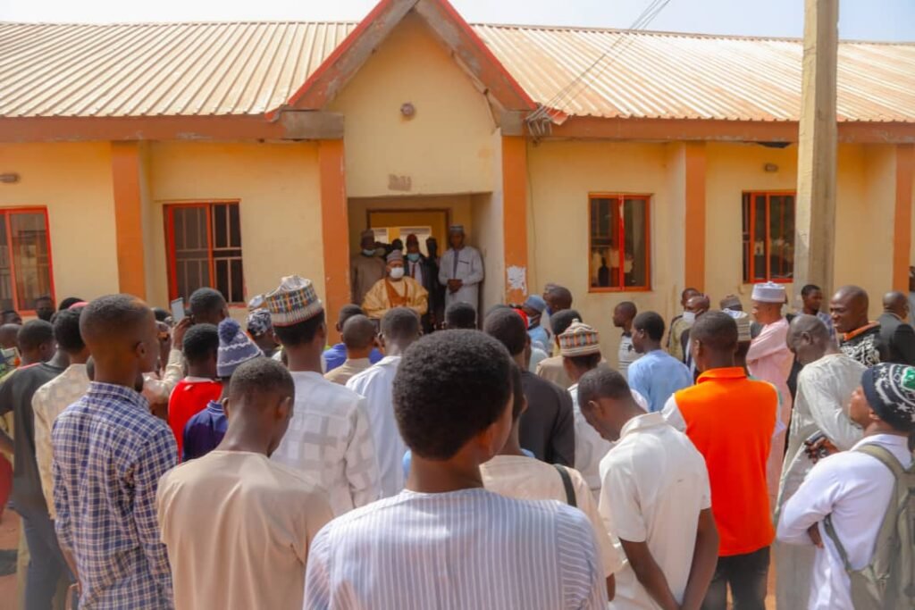 Bagudu commiserates with Poly students over inferno