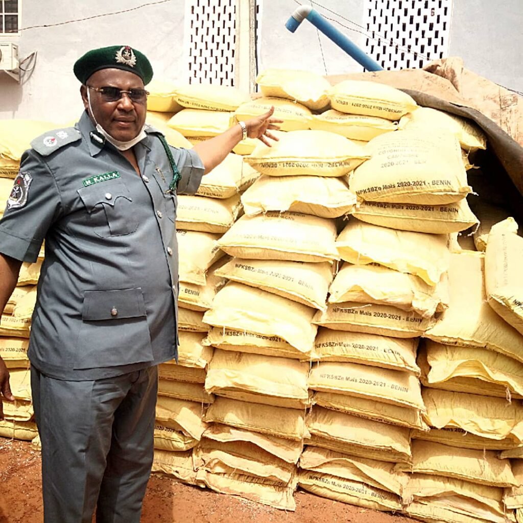 Customs seizes 227 smuggle items worth N320m, arrests 5 smugglers in Kebbi