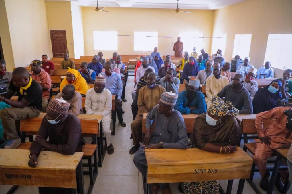 Gwoza: Zulum shares N80m, food to 16,000 female returnees, orders rebuilding of 33 teachers’ houses