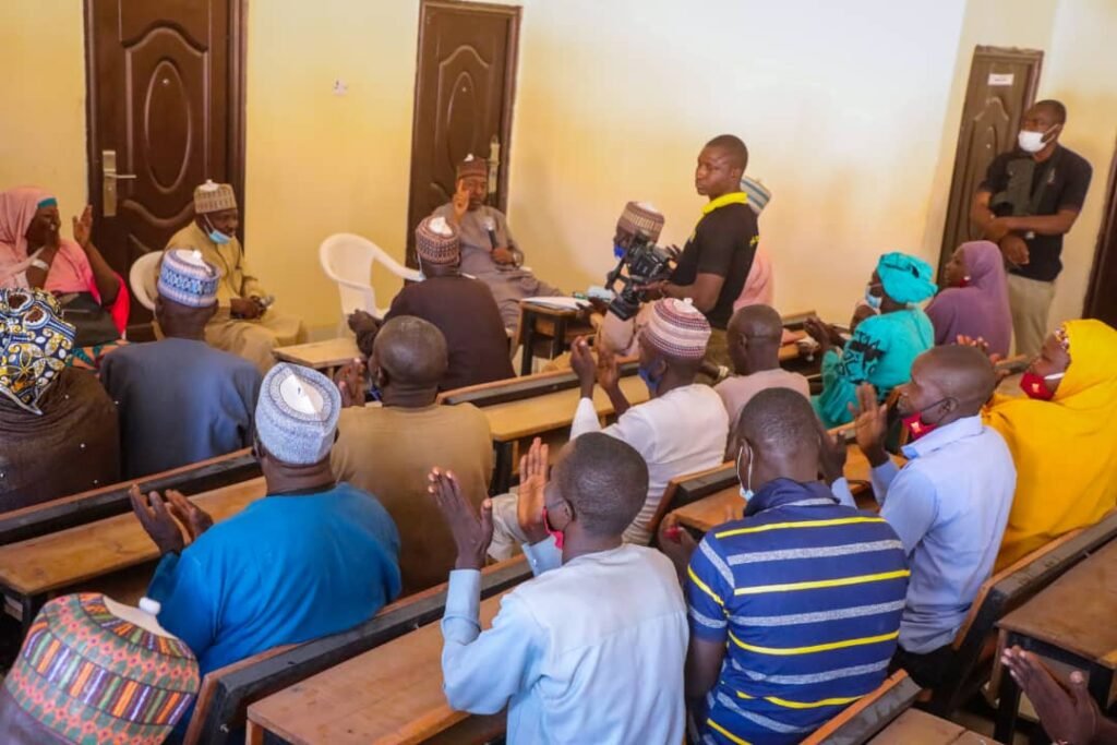 Gwoza: Zulum shares N80m, food to 16,000 female returnees, orders rebuilding of 33 teachers’ houses