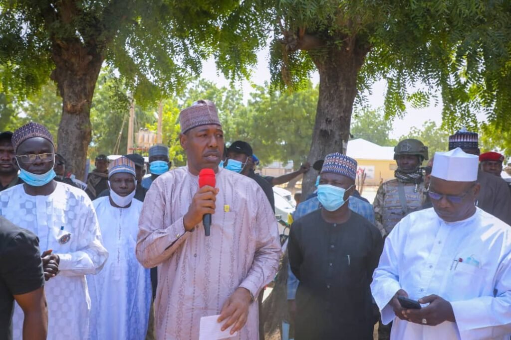 In Gwoza, Zulum shares N150m grants to traders, food to 27,000 vulnerable persons 