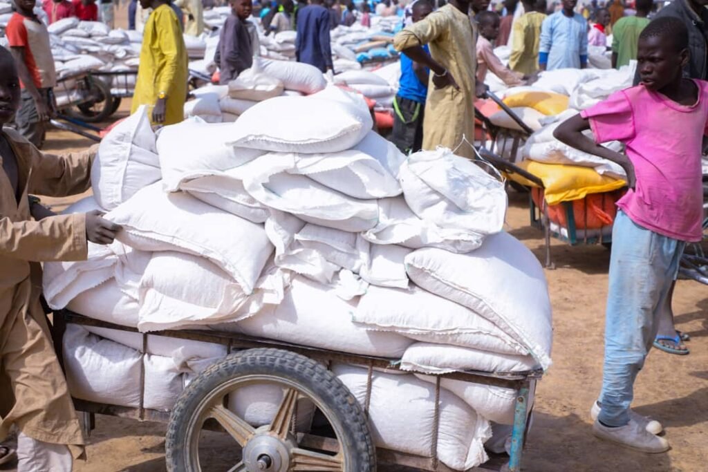 Zulum visits Dikwa, shares N115m, food to 34,000  