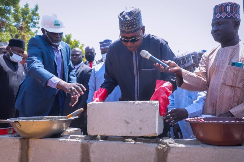 Zulum begins N2b worth of bus terminal with 593 lock-up shops, market stalls