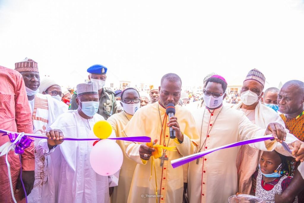 Gov Fintiri Commissions Housing Estate Built By Catholic Diocese For IDPs In Adamawa