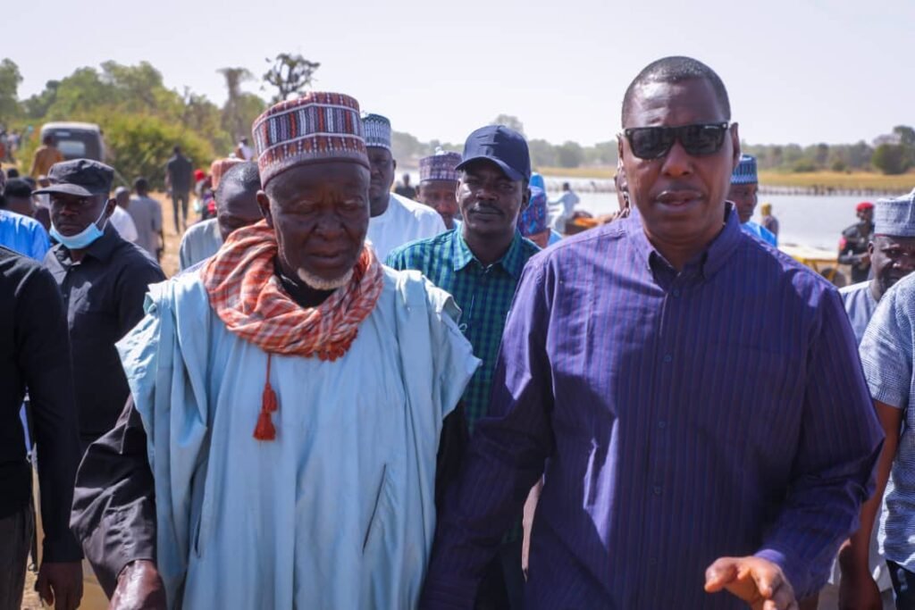 Zulum Passes Night In Attacked Damasak, Meets Soldiers, Re-equips Security With 12 APC, Patrol Vehicles