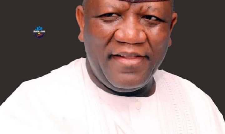 BUNI INAUGURATES FERTILIZER DISTRIBUTION EXERCISE TO APC MEMBERS IN ZAMFARA