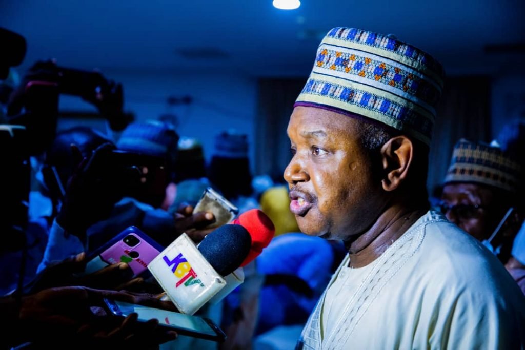Kebbi State APC leaders present new Acting Chairman, others to Gov. Bagudu
