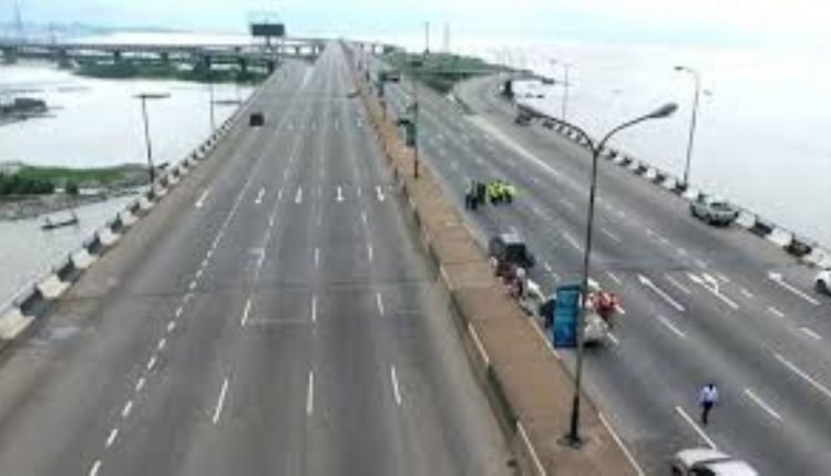 Lagos-Ibadan Expressway: FG diverts traffic 72hrs to fix flyover beam
