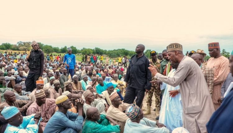 Zulum visits Wulgo in Lake Chad shores, offers cash to resettled residents 