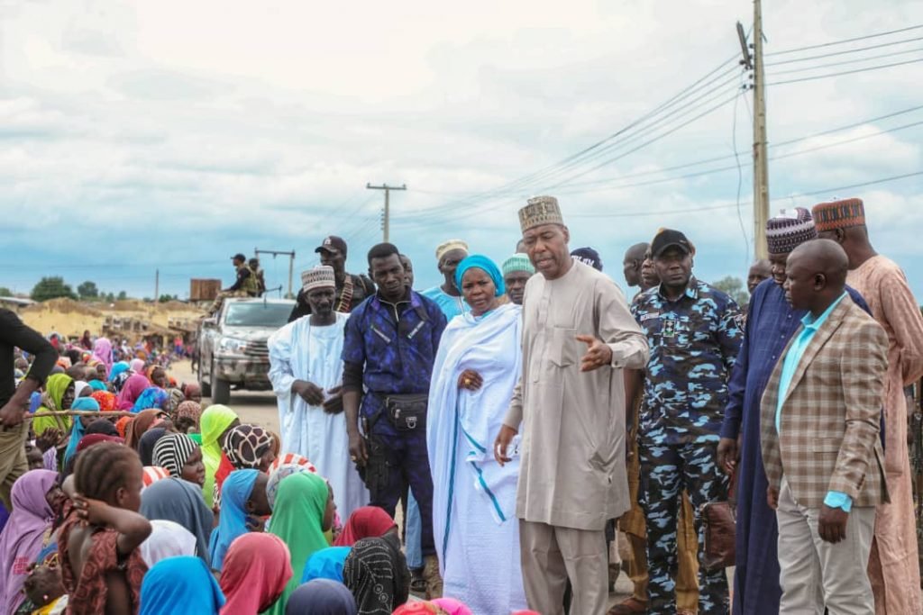 Zulum visits Wulgo in Lake Chad shores, offers cash to resettled residents 