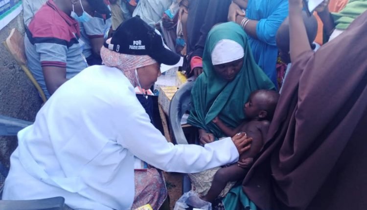 Yari’s NGO offers free medical services, cash to IDPs