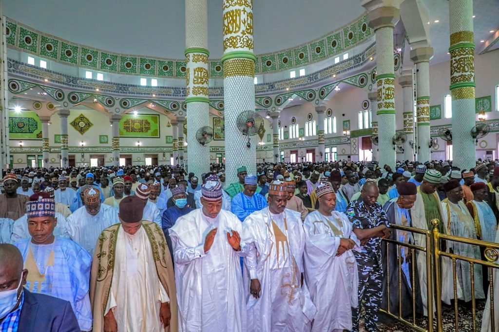Independence: Zulum Attends Borno’s Special Juma’at as Worshippers Pray for Peace