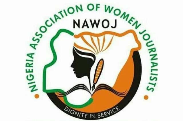 NAWOJ distributes learning materials to 100 girls in Bauchi