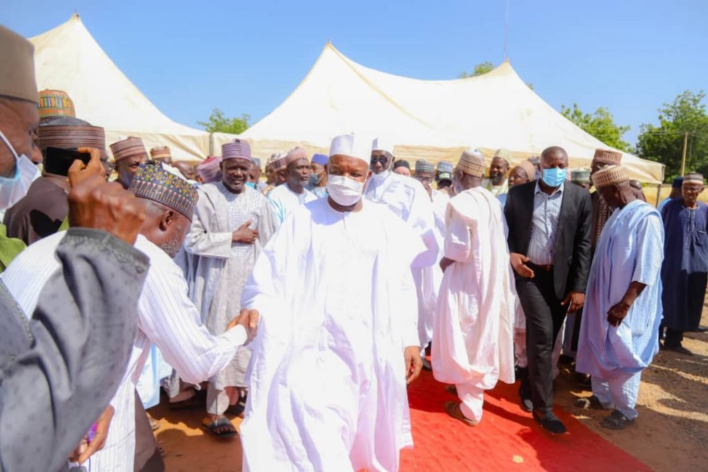 Gov. Bagudu commences distribution of FG's relief materials to 2020 flood victims 