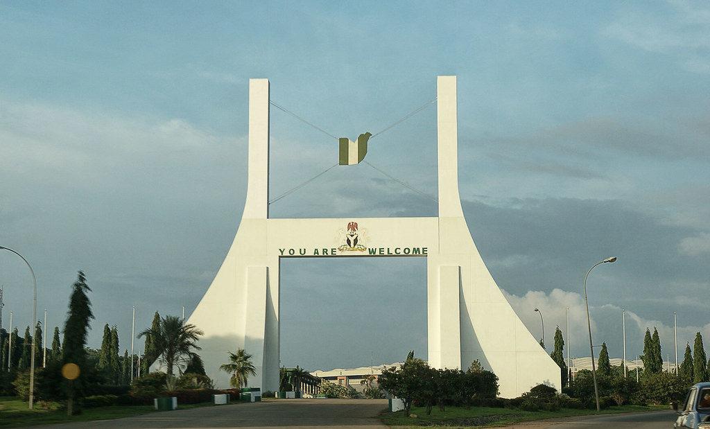 FCTA engages Abuja Airport Road communities over planned demolition