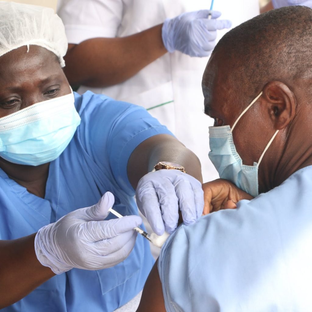 South-West NMA backs FG’s vaccination mandate for federal workers