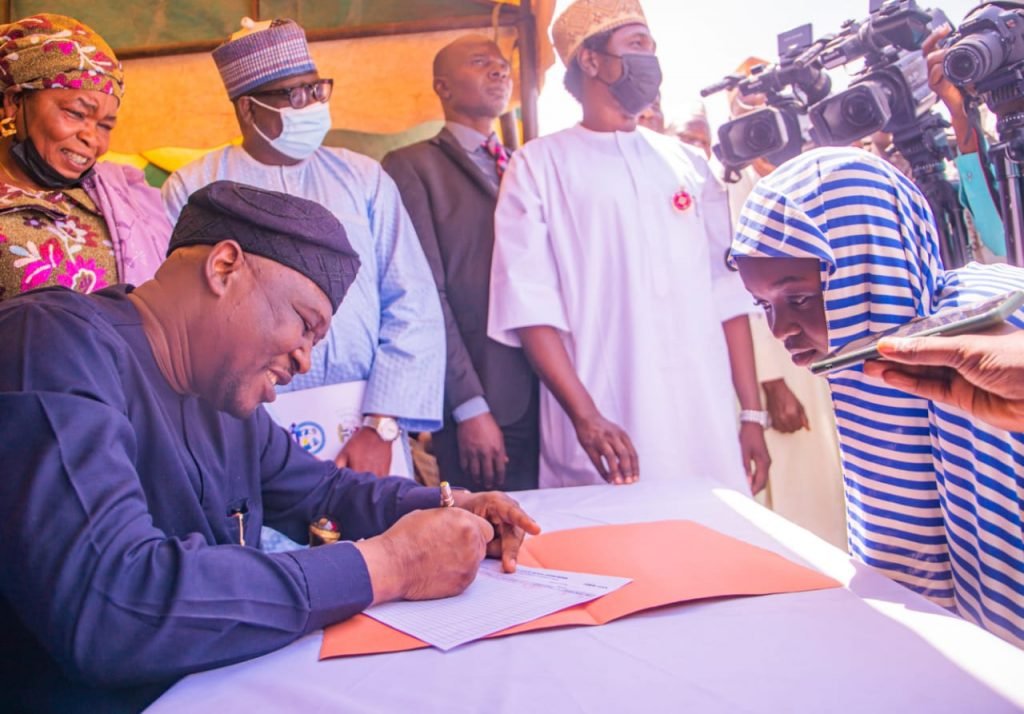 GOV. AUF ENROLS 102,400 PROFILED OUT OF SCHOOL CHILDREN FROM 21 LOCAL GOVERNMENT