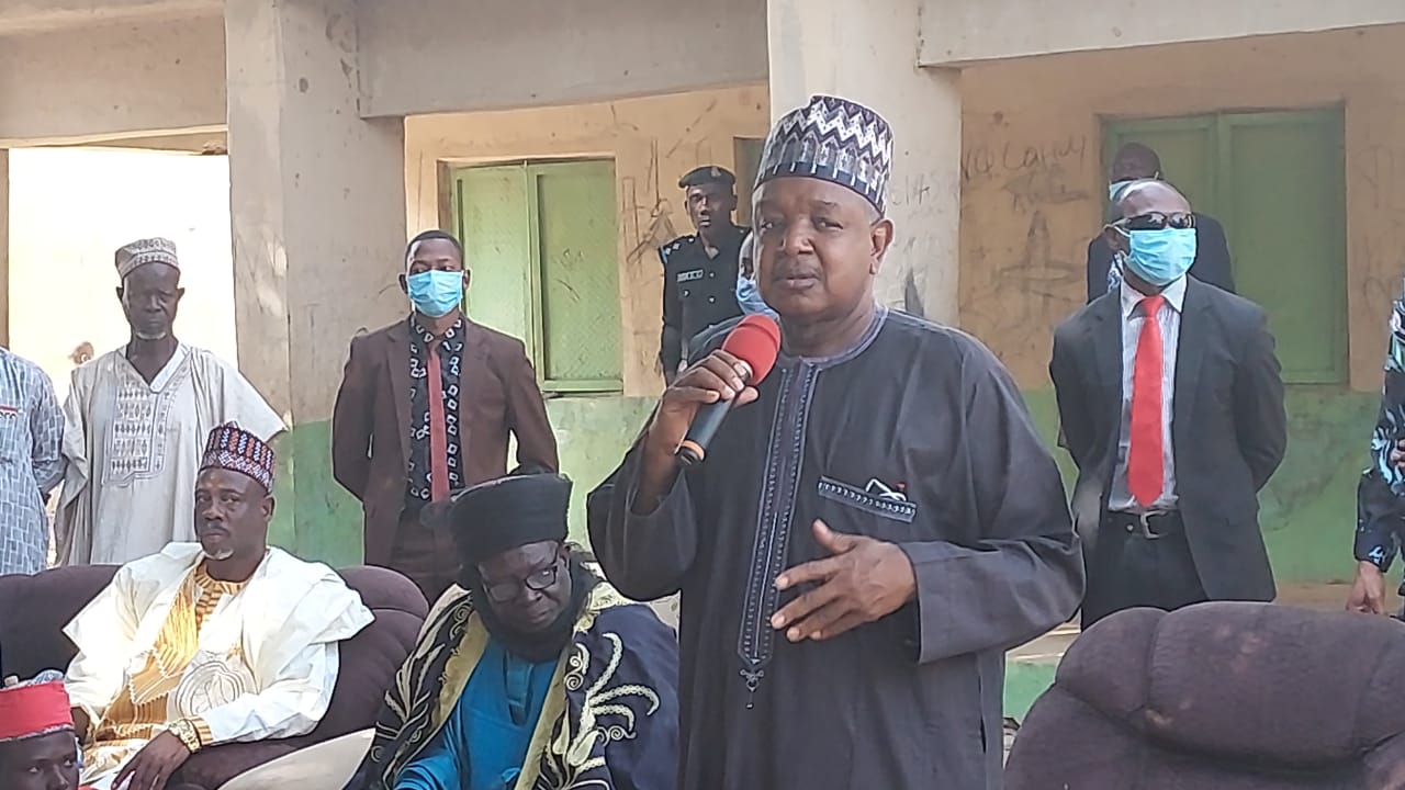 Gov. Bagudu visits IDP camps in Sakaba, Danko Wasagu, restates commitment to returning them home 