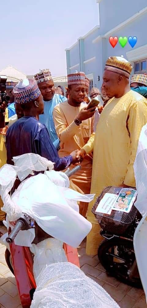 ZAMFARA COMMISSIONER ENDORSES WAZIRIN GUMMI FOR HOUSE OF REPS, OFFERS 10 CARS, 50 MOTORCYCLES
