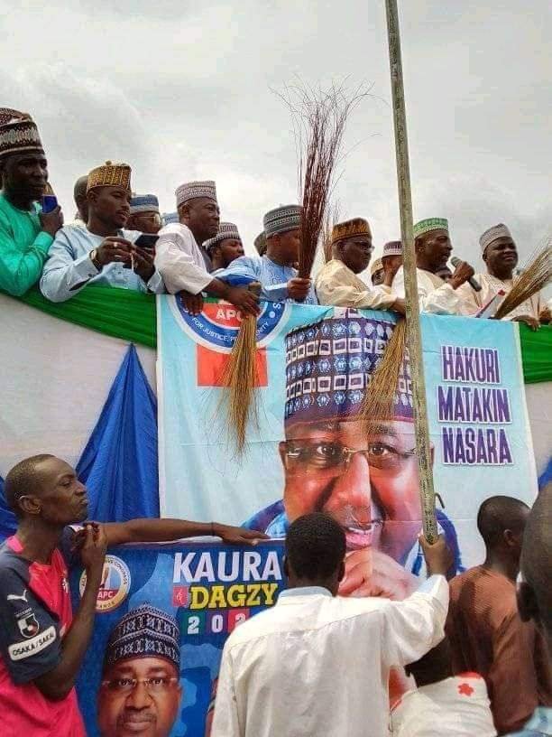 26,000 PDP supporters decamp to APC from Danko/ Wasagu, Fakai, Sakaba, Zuru 