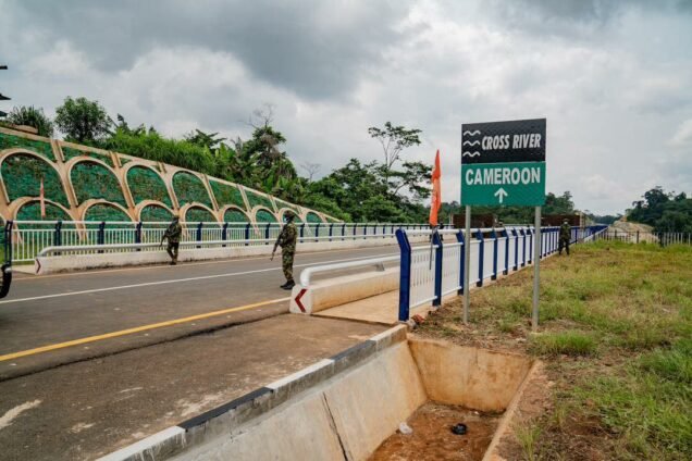 Nigeria, Cameroon inaugurate border bridge, joint post