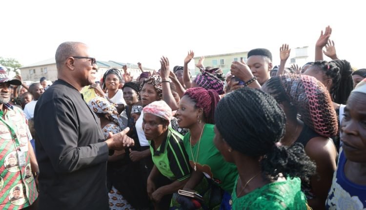 Obi celebrates Christmas with Benue IDPs