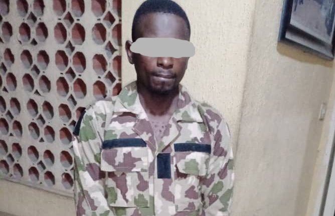 Police arrest fake soldier for alleged fraud in Lagos