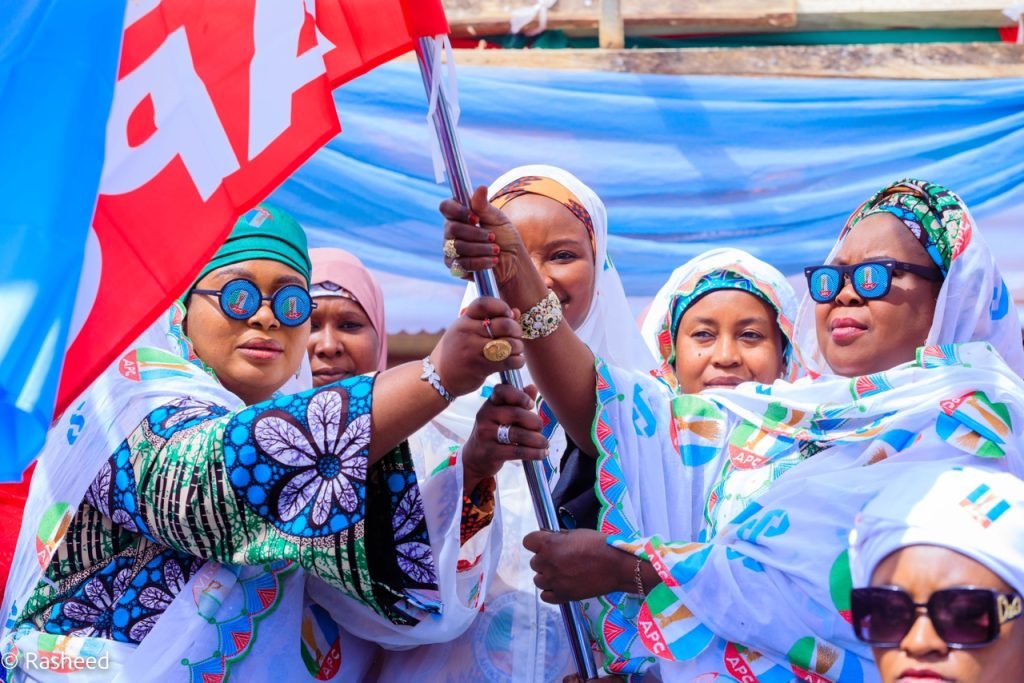 Wife of Kebbi Gov, Dr. Zainab Shinkafi Bagudu flags off APC women campaign rally in Argungu