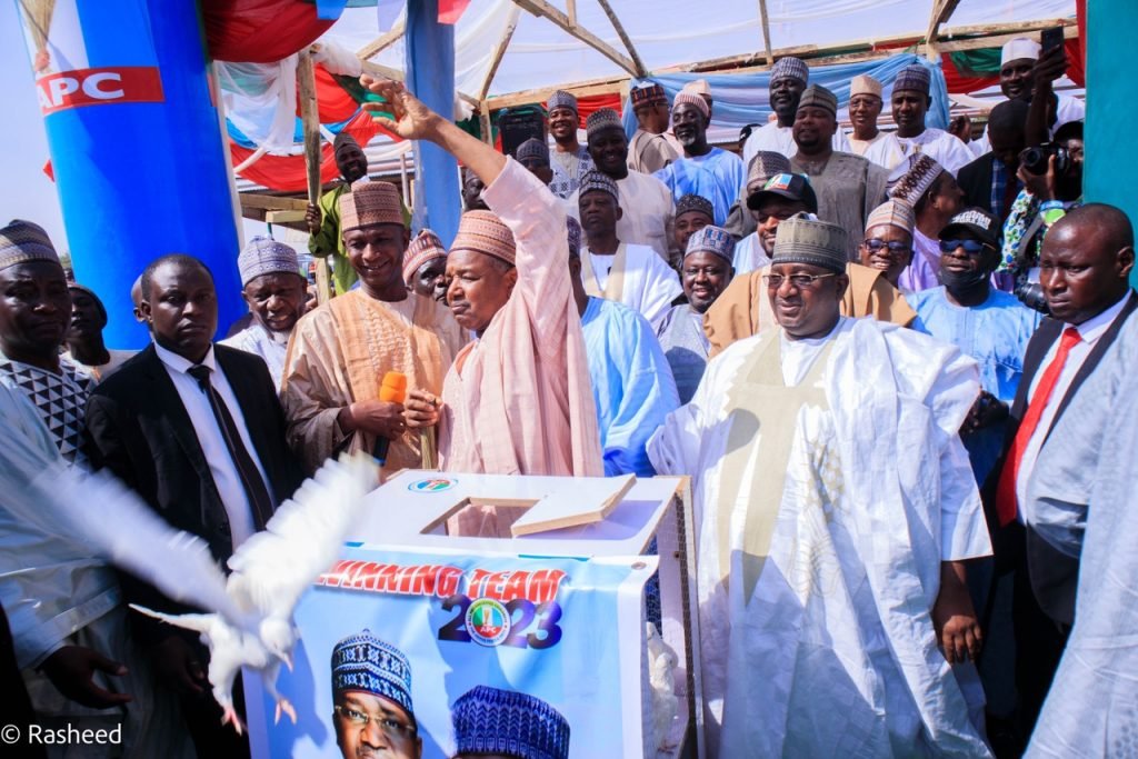 Wife of Kebbi Gov, Dr. Zainab Shinkafi Bagudu flags off APC women campaign rally in Argungu