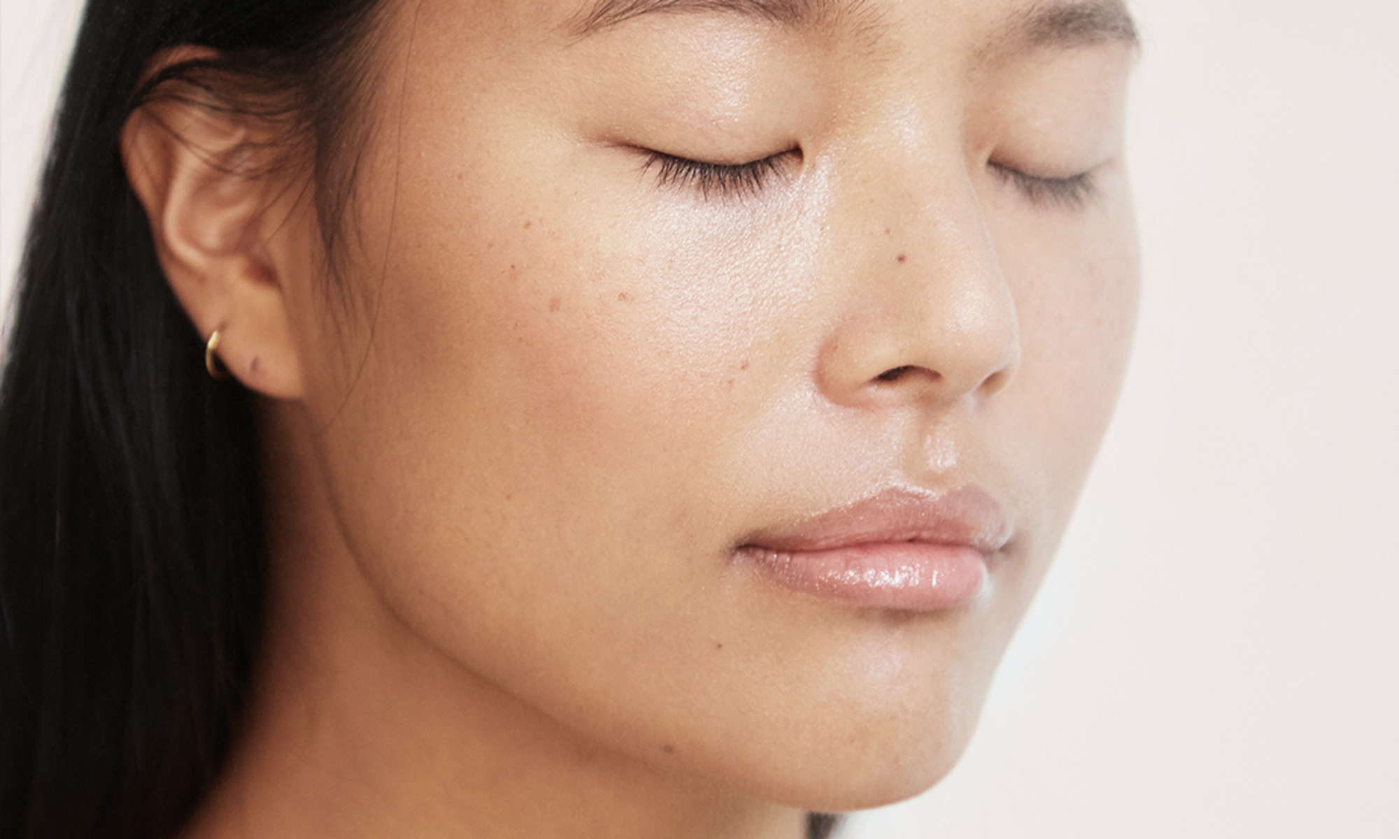 How To Get Dewy Skin Without Makeup 4 Essential Steps