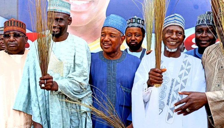 SDP guber candidate, deputy collapse party structure into APC in Kebbi