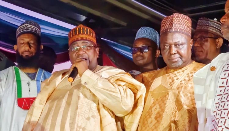 Kauran Gwandu in Maiyama, urges women, youths to vote for APC