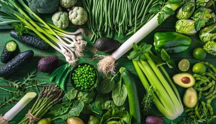 The 4 Best Leafy Greens from the African Heritage Diet, According to a Dietitian