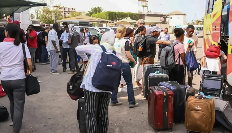 FG evacuates 2,518 Nigerians from Sudan in 3 weeks