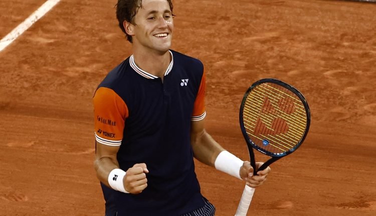 Rampant Ruud stops Zverev to book French Open final meeting with Djokovic