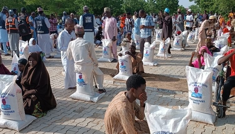 Subsidy removal: Yobe Govt. distributes palliatives to 500 vulnerable