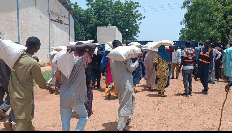 Palliative: Yobe govt distributes food items to 6,800 vulnerable persons