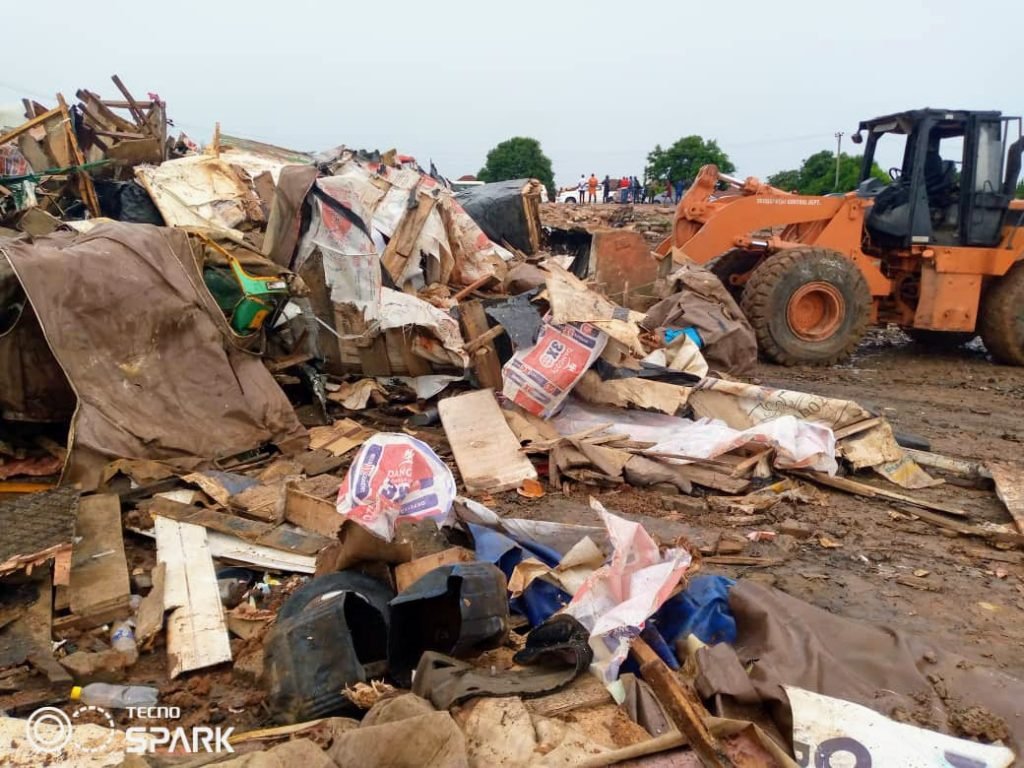 FCTA demolishes shanties at Kabusa junction