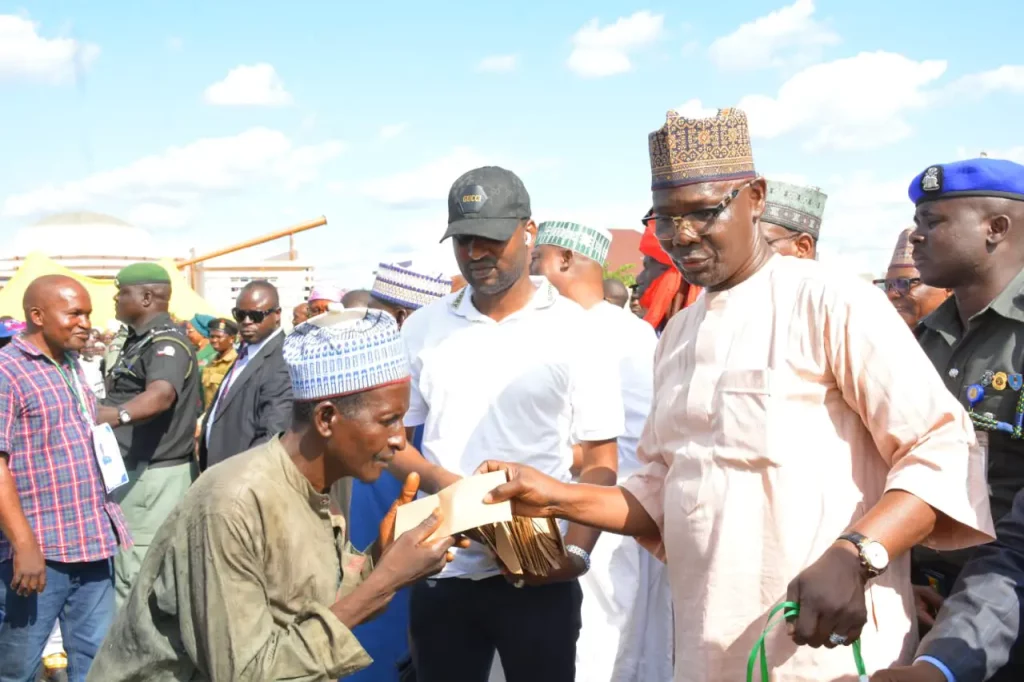 Gov Sule distributes palliatives to 3,100 vulnerable persons in 3 LGAs
