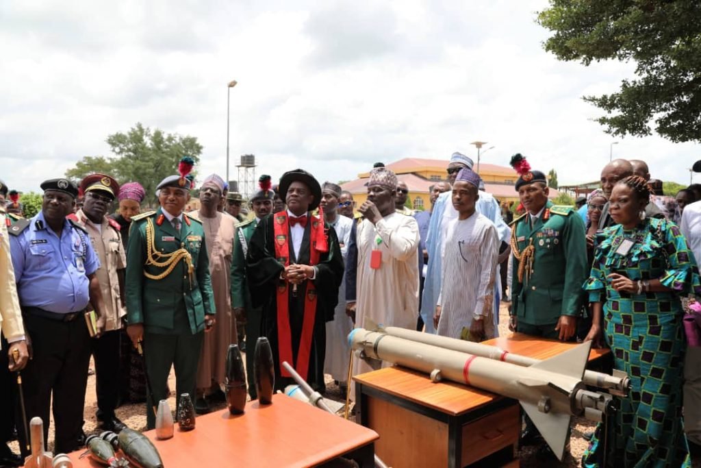 Arc. Echono at the 21st Convocation lecture for the 70RC cadets and post-graduate students.