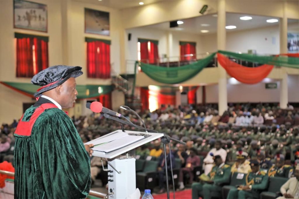 Arc. Echono at the 21st Convocation lecture for the 70RC cadets and post-graduate students.