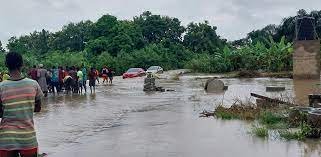 Flood: NEMA distributes relief materials to 7,374 households in Abia