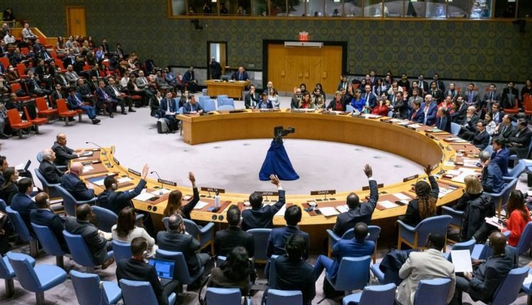 Gaza crisis: U.S., Russia abstain as Security Council adopts key resolution