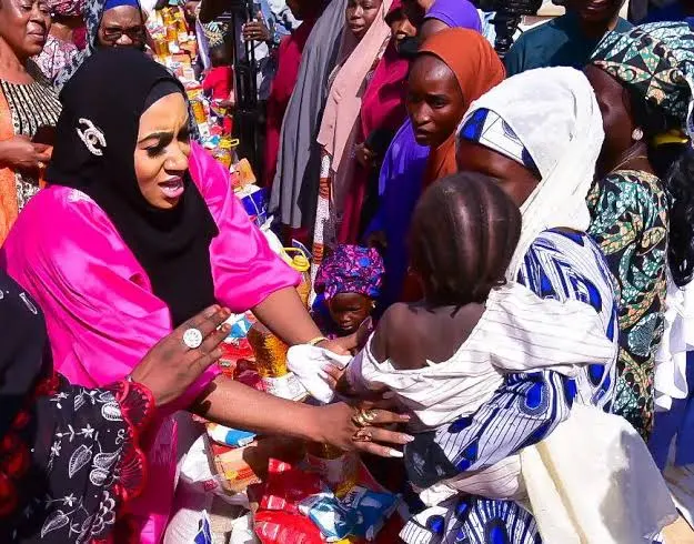 Minister inspects IDPs’ housing project in Abuja