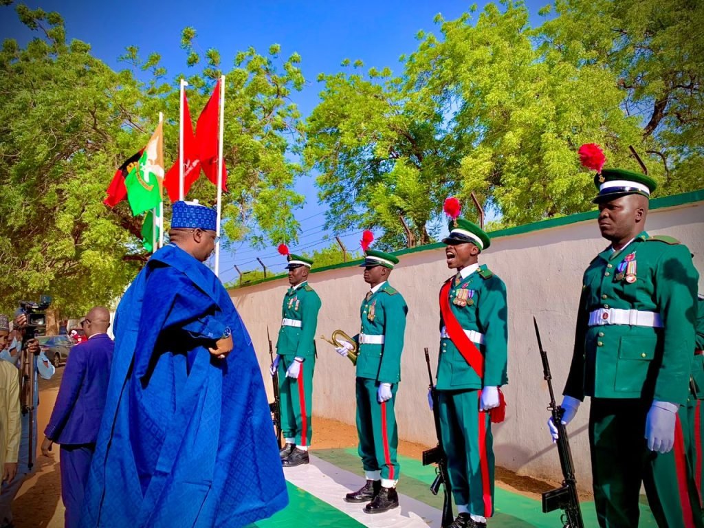 Gov. Idris lays wreath in memory of Nigerian fallen Heroes 