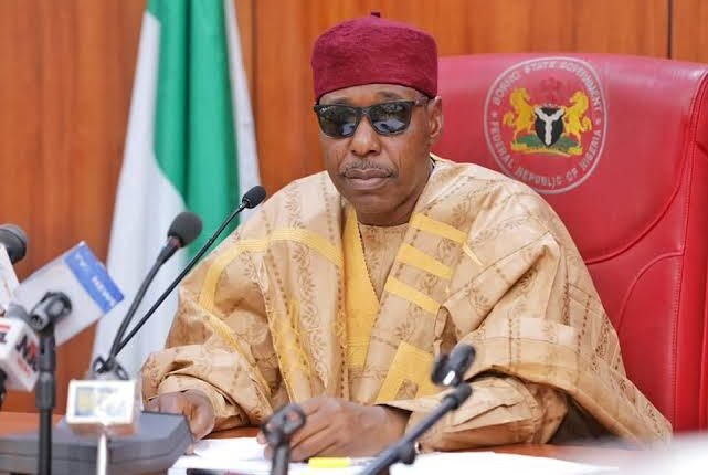 BAMA: Zulum distributes N18m, food items to 810 civilian JTF, hunters, vigilantes, Kesh-Kesh volunteer forces
