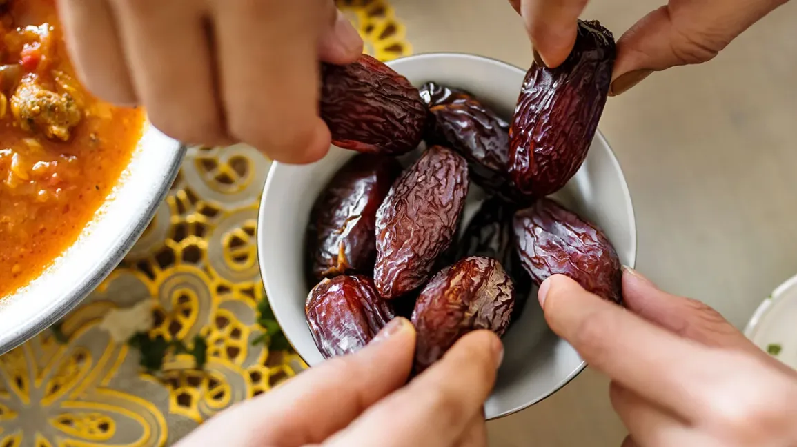 21 Health Benefits Of Dates And Date Recipes
