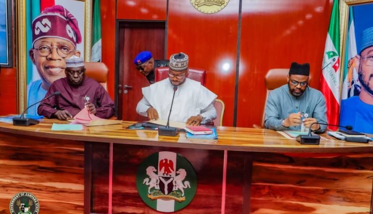 Lawal chairs executive council meeting, charges cabinet on accountability