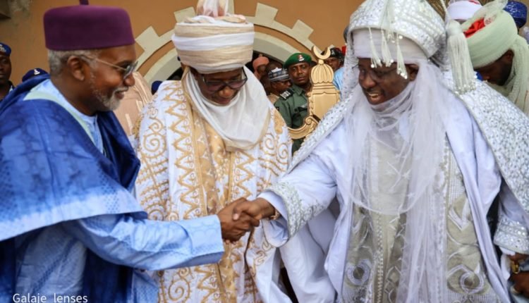 Do not allow political difference distract you working for people - Govt Bala