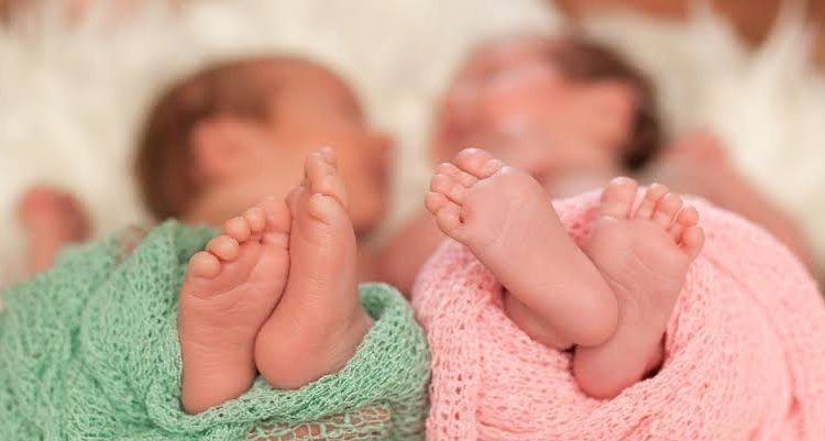 The Astonishing Truth: Twins with different dads exist